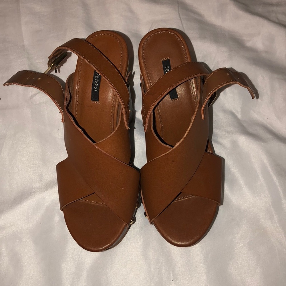 brown wedges